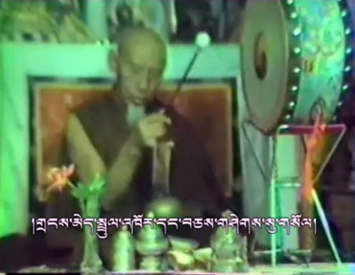 Kyabje Zong Dorje Chang chanting prayers of Dorje Shugden
